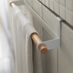 Bred håndkleholder hvit 33 x 6 cm