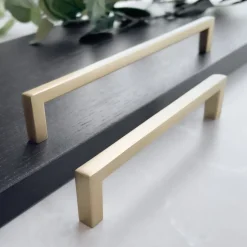 Håndtak børstet messing