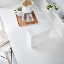 Lufttett kaffeboks med måleskje hvit 1,6L