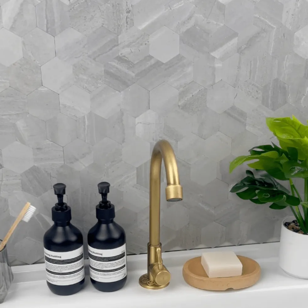 10-pk Hexagon lysegrå betong selvklebende veggfliser