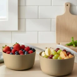 Porselenskål med lokk og ventil beige liten