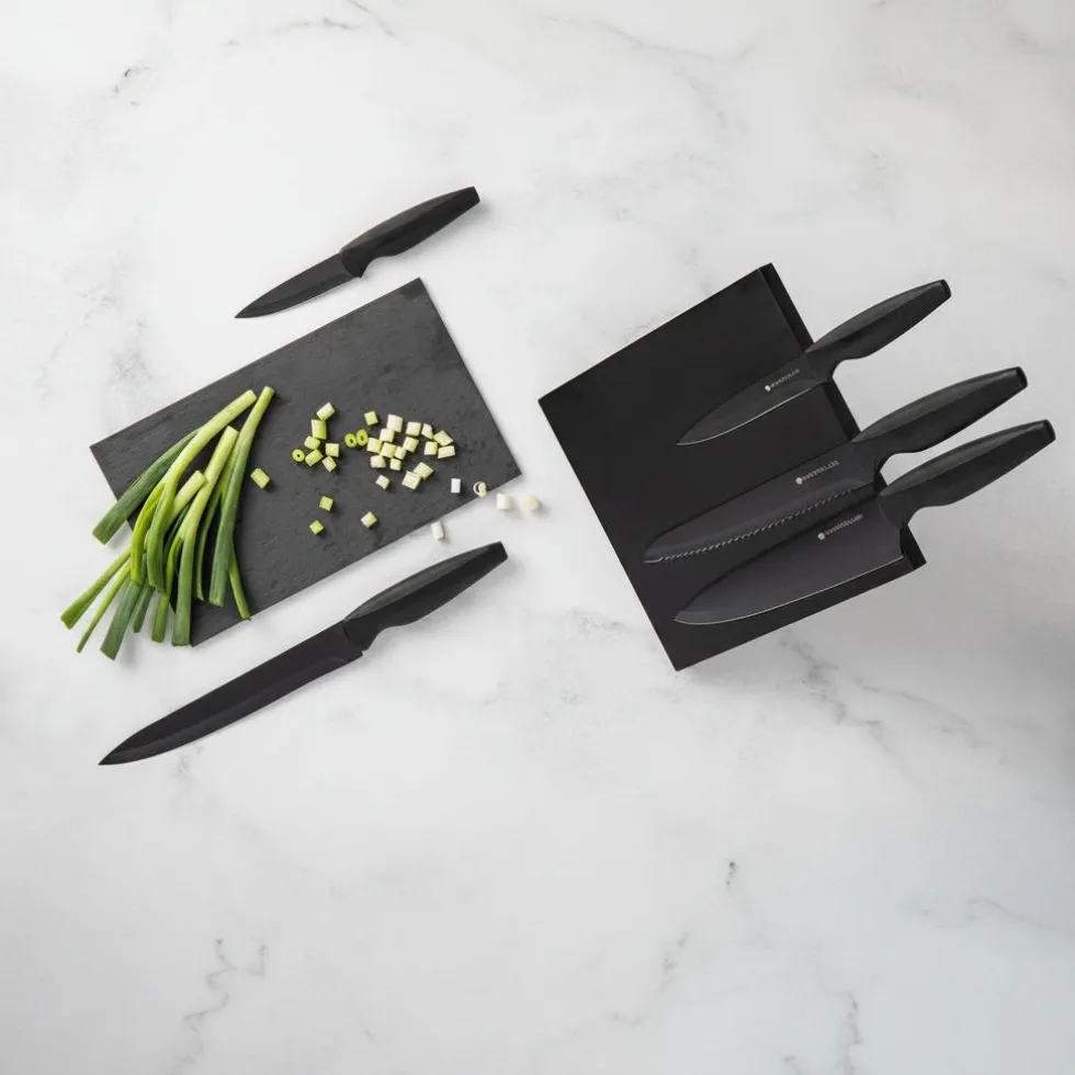 Sett med 5 kniver og magnetisk knivholder sort
