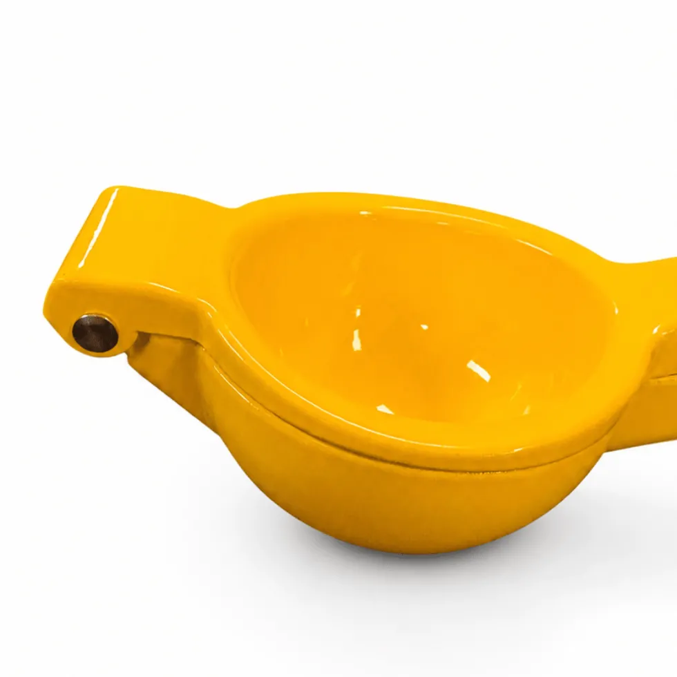 Sitronpresse i metall gul 22,5 cm fra KitchenCraft